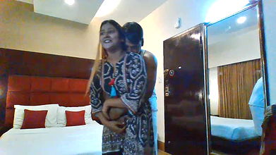 Desi officiar fucking randon calll girl in hotel- 10